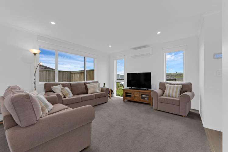 16 Leathem Crescent Pokeno_11