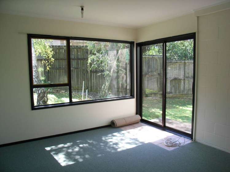 1 Hall Road Glenfield_8