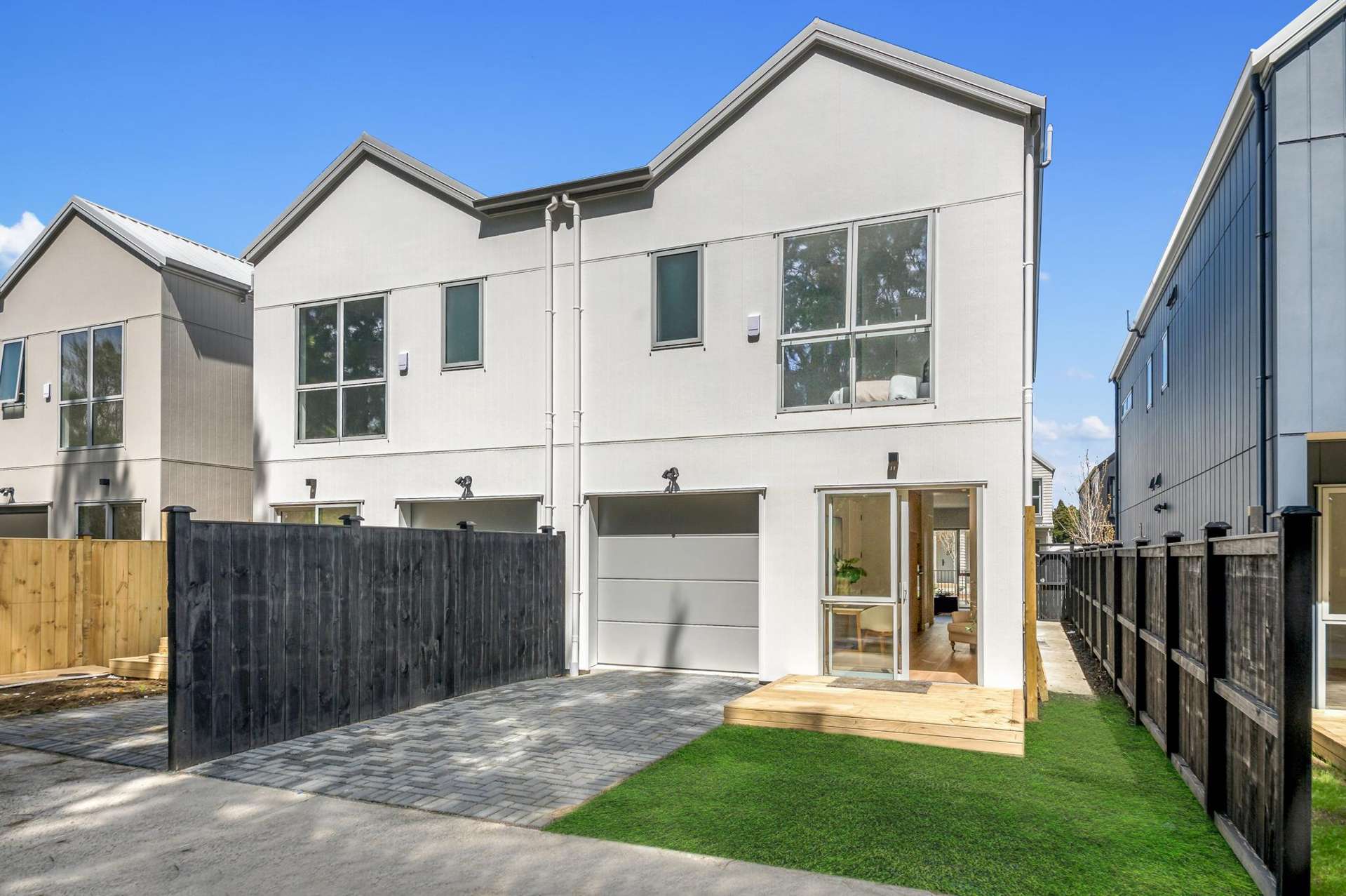 21 Yellow Pear Lane Karaka_0