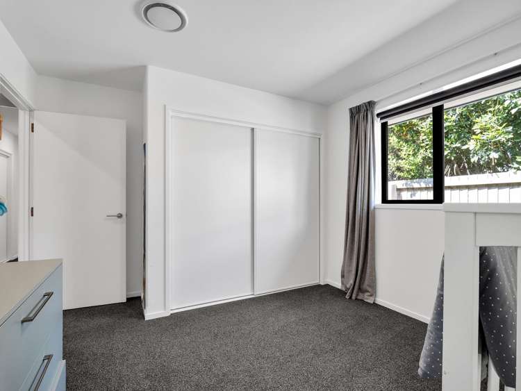 98 Sunline Avenue Lincoln_21