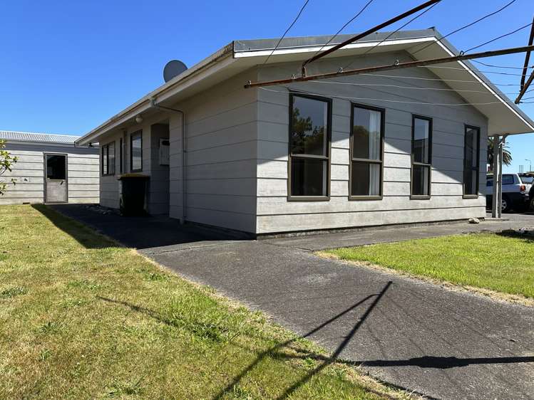 65 Weld Street Hokitika_12