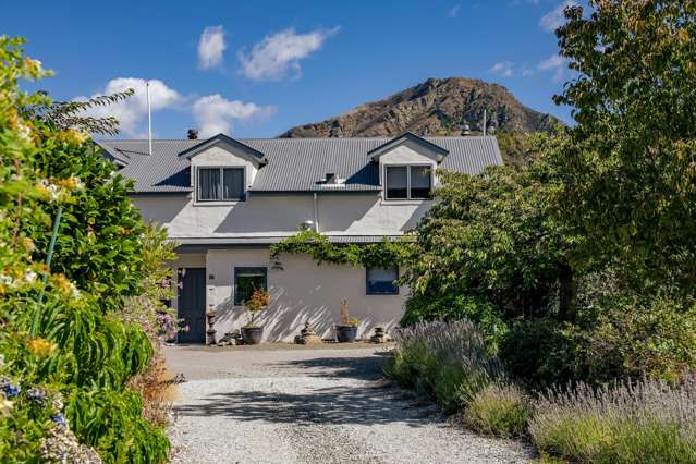 Two Homes or Investments in Arrowtown!