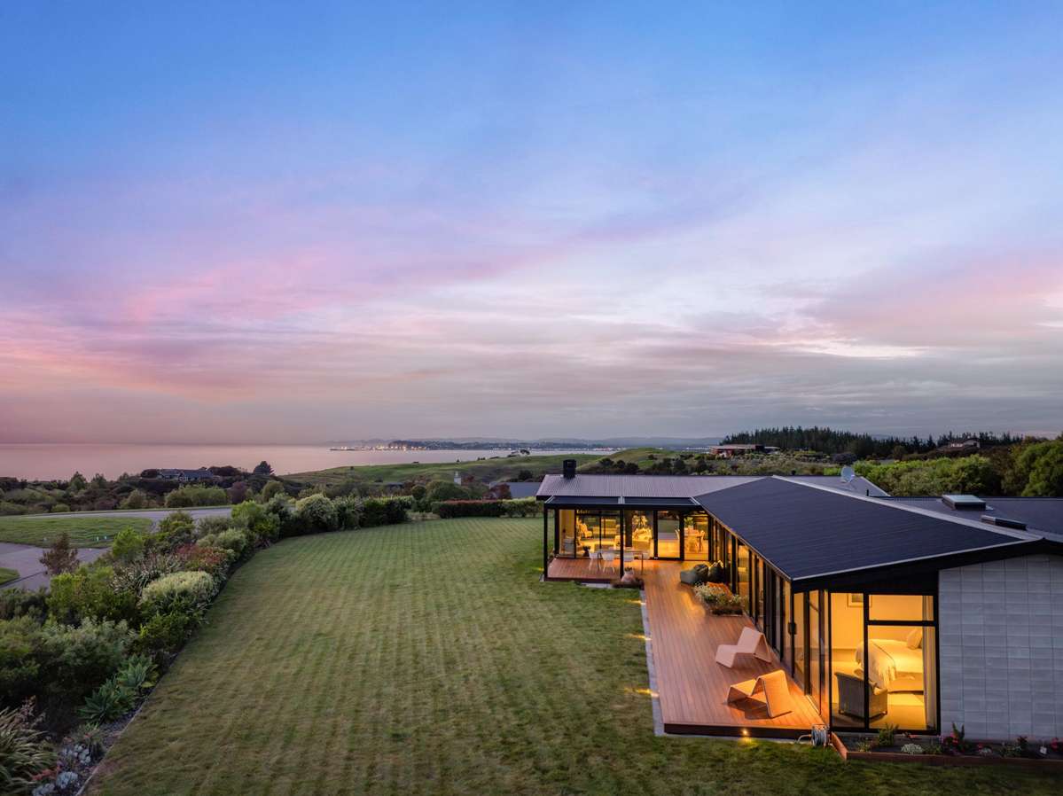 2 Heipipi Drive, Esk Hill Estate_0