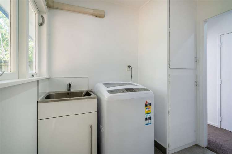 5 Taurus Crescent Beach Haven_25