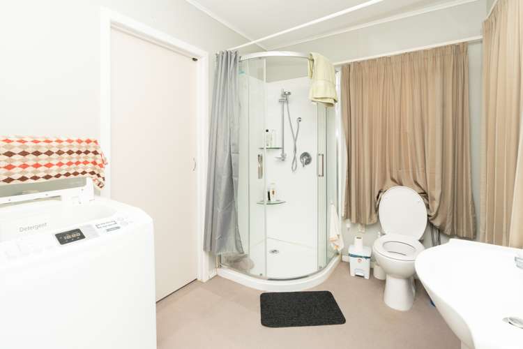 17 James Street Hamilton East_18