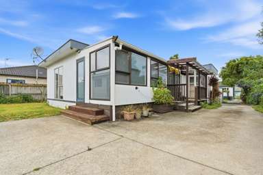 2/9A Cambourne Road_2