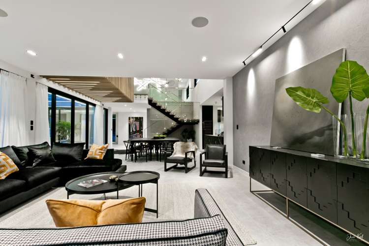 26 Lynwood Grove Dairy Flat_7