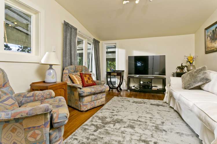 65 Manuka Grove Helensville_7