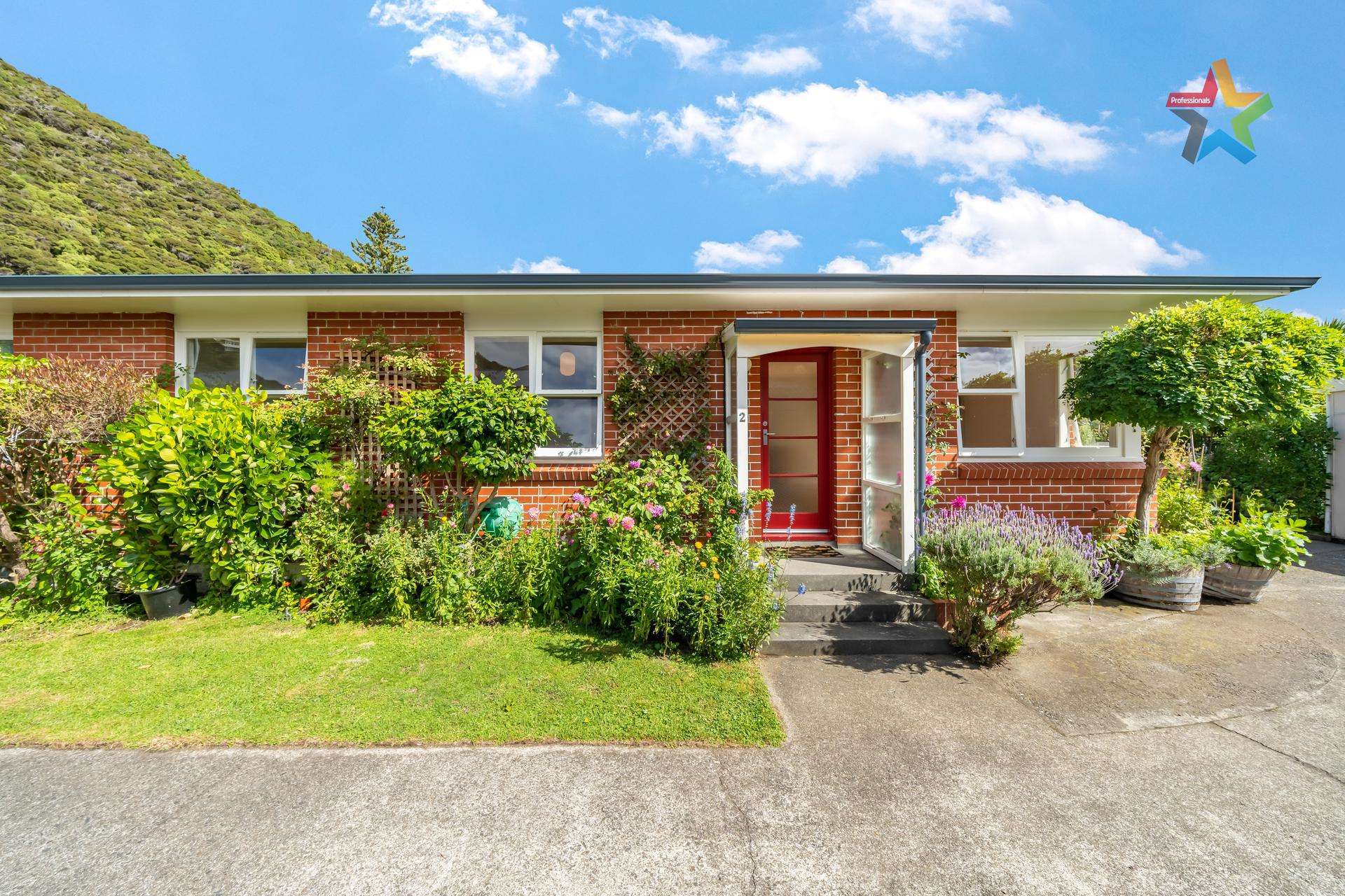 2/206 Muritai Road Eastbourne_0