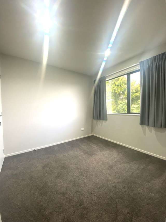 8/30 West Coast Road Glen Eden_3