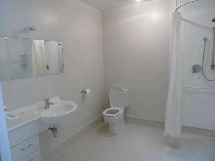 1/8 Witbrock Crescent Burnside_11