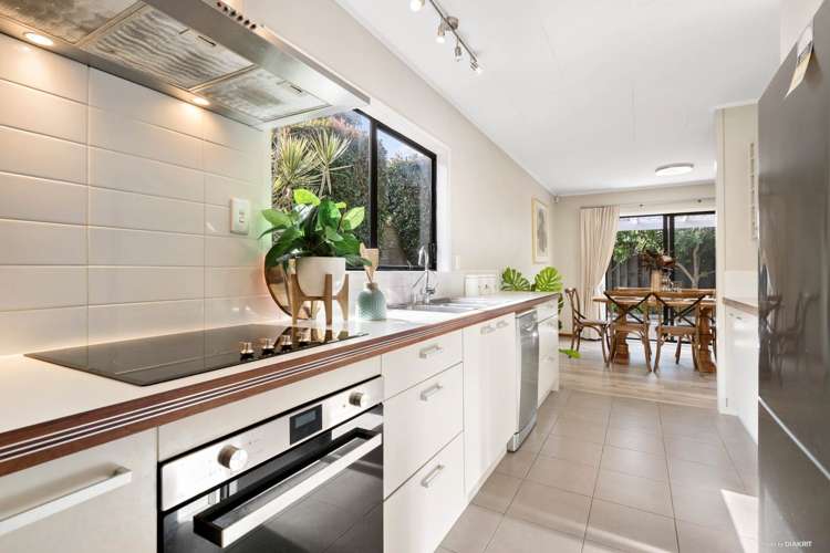 28 Fairholme Avenue Epsom_4