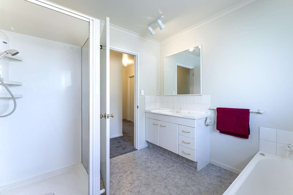 4 Longfields Road_5