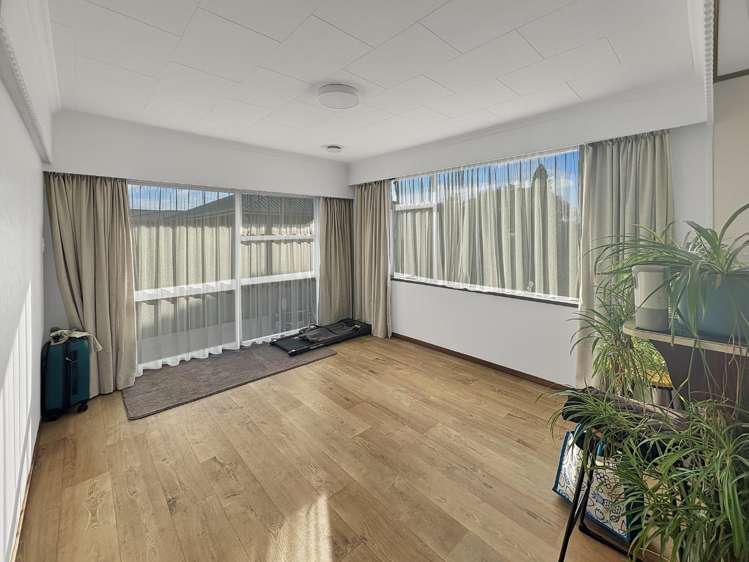 4 Brown Street 10437_2