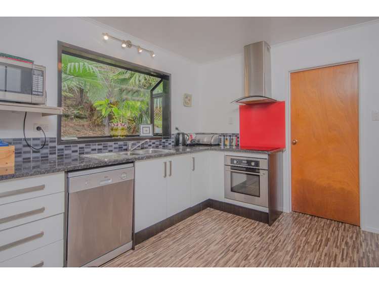 17 Mceldowney Road Titirangi_5