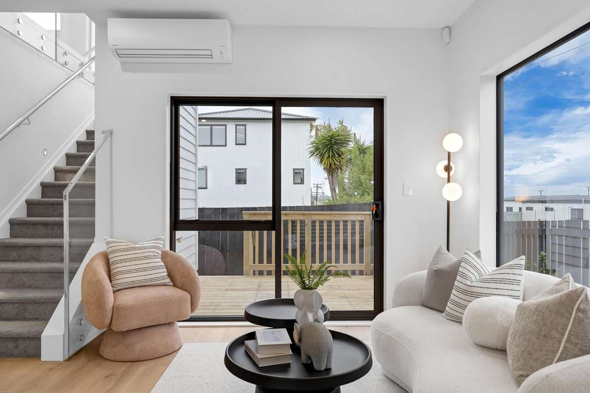 15F Astley Ave_1