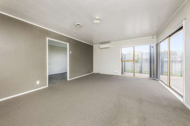 2/16 Barneys Farm Road Clendon Park_3