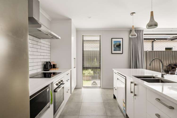 20 Raynor Crescent Pyes Pa_5