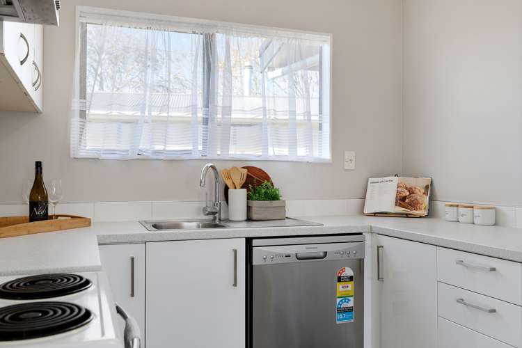 22b Aileen Place Nawton_5