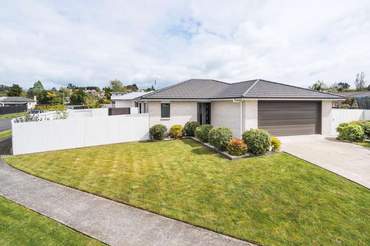6 Wescombe Grove Feilding_1