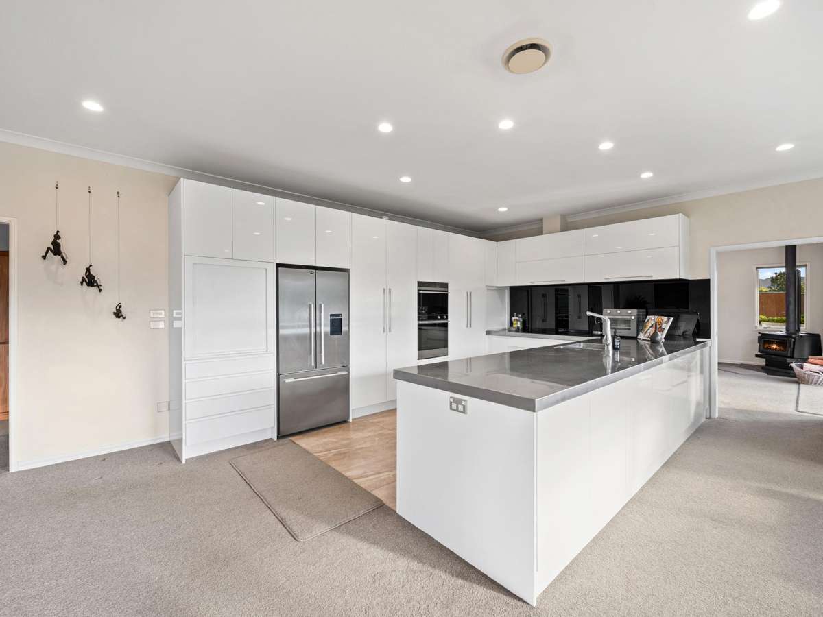 1022b No 3 Road_4