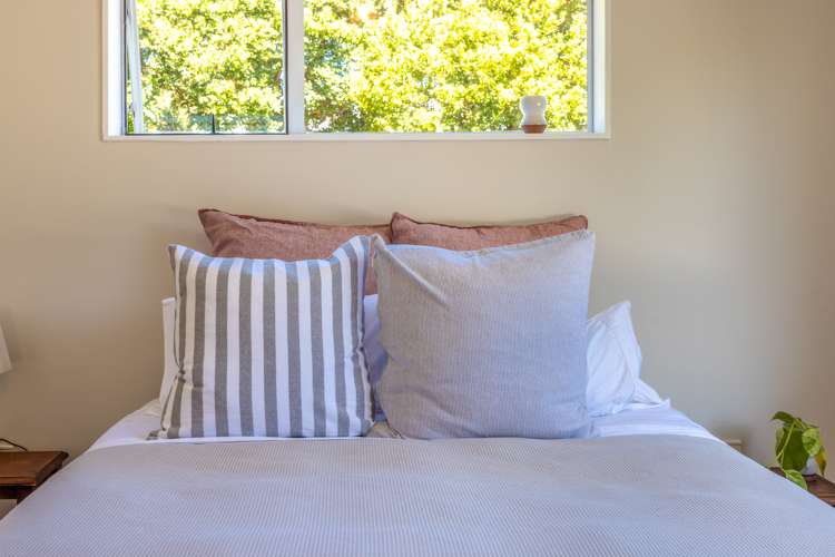 11 Muritai Road Ostend_9