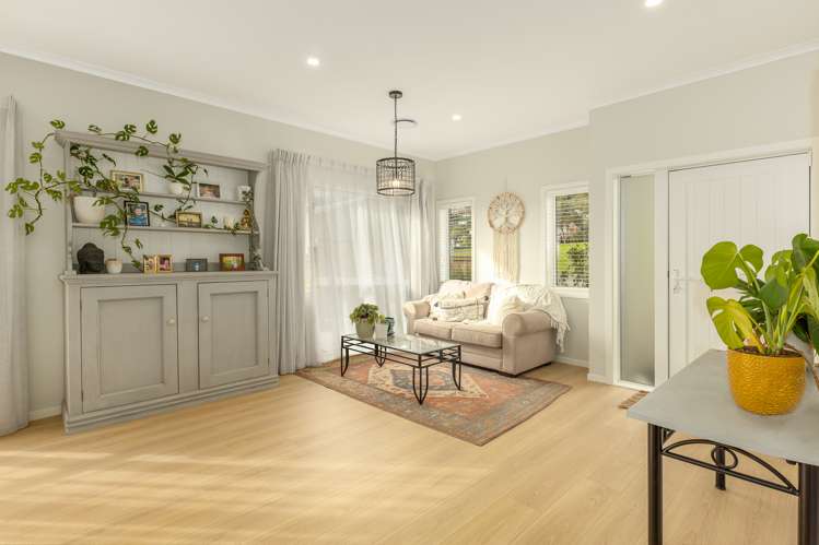 7 Karearea Avenue Waikanae_12