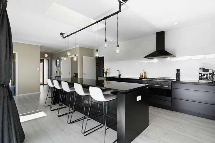 23 Tiaki Way_3