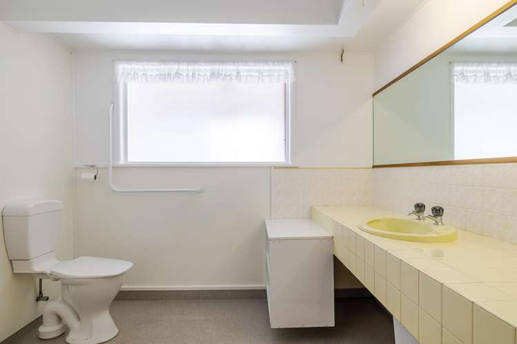 130 Sandon Road Feilding_14