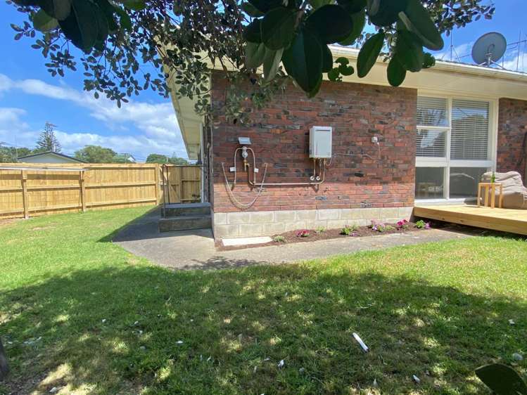 2/21 Alcock Street Mt Wellington_12