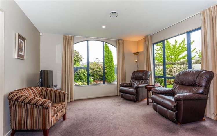 6 Becmead Drive Harewood_8