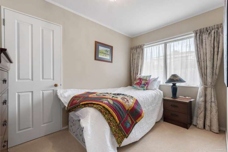 12 Gairloch Place Wattle Downs_10