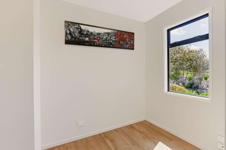 90 King Road Inglewood_27