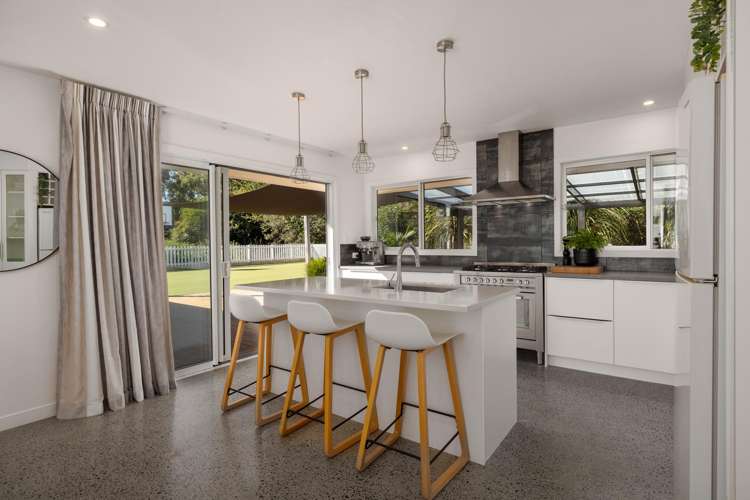 43 Emmerdale Place Ohauiti_2