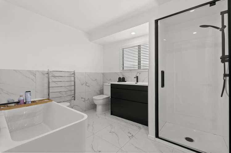 22 Lakeside Drive Orewa_17
