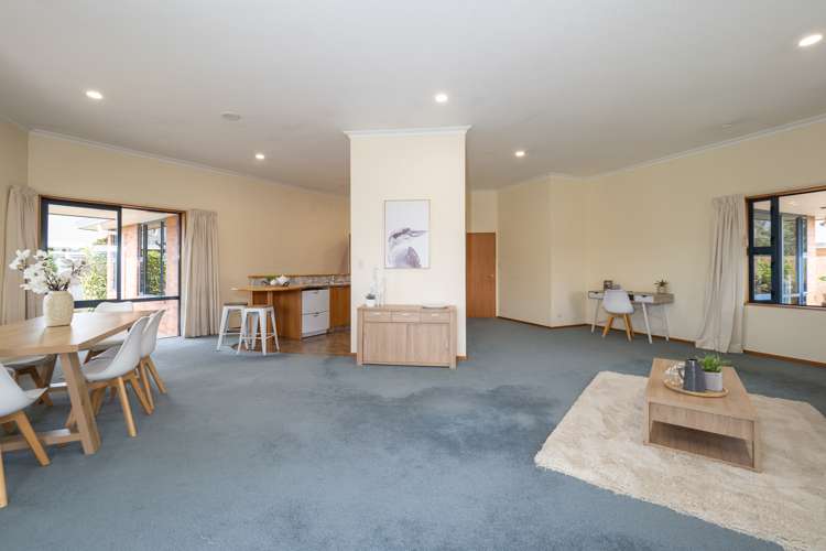 21 Reighton Drive Allenton_16