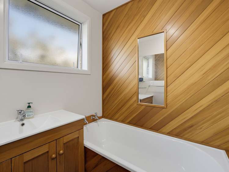 35 Woodgrove Avenue North New Brighton_12