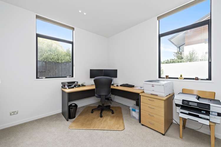 98 Merivale Lane Merivale_12