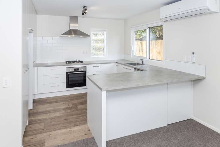 52e Fifth Avenue Enderley_5