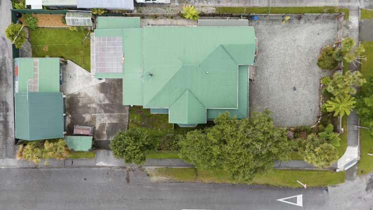 202 Stafford Street Hokitika_3