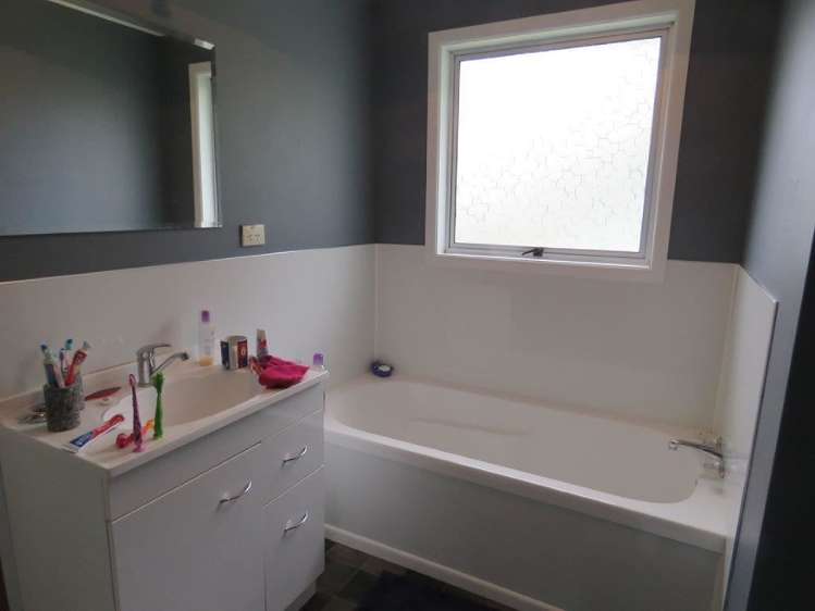 156 Golf Road Taumarunui_10