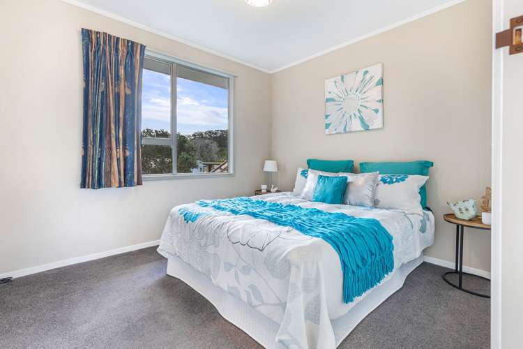 14 Camphora Place Ranui_17