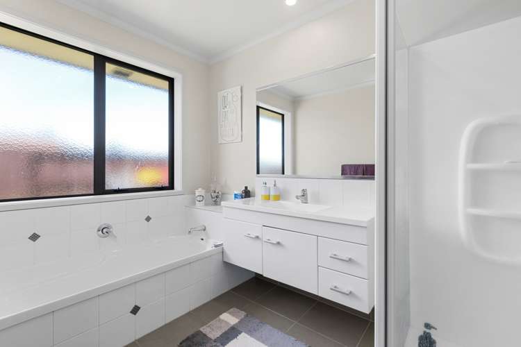 76 Carrington Drive Papamoa_17