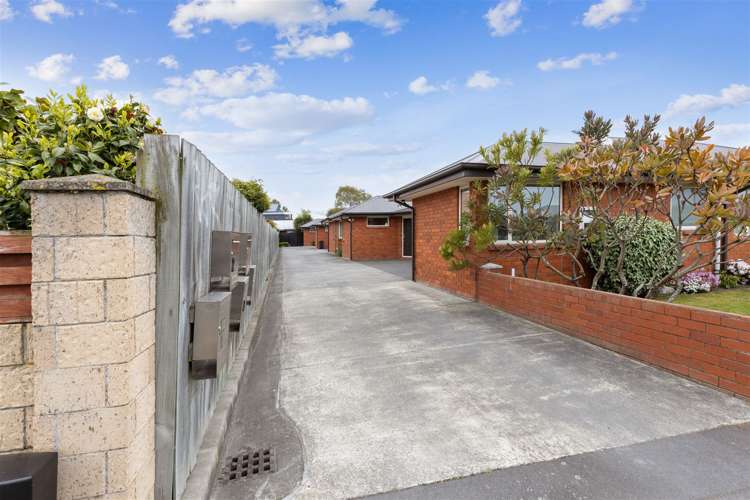 2/633 Gloucester Street Linwood_11