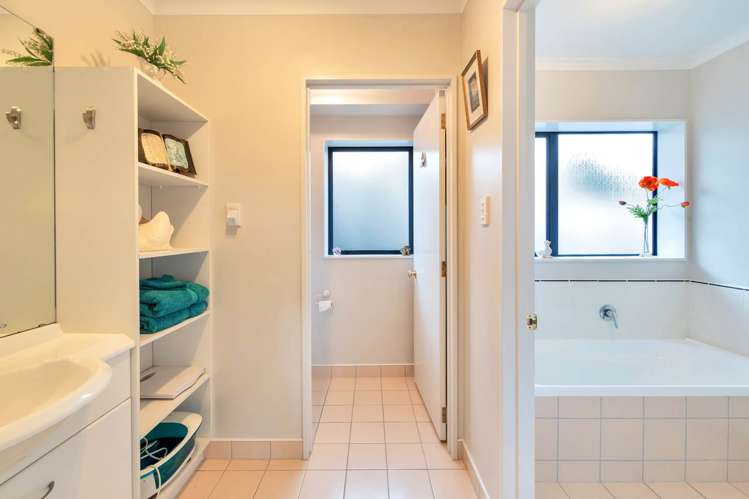 1 Lazurite Drive Westgate_19