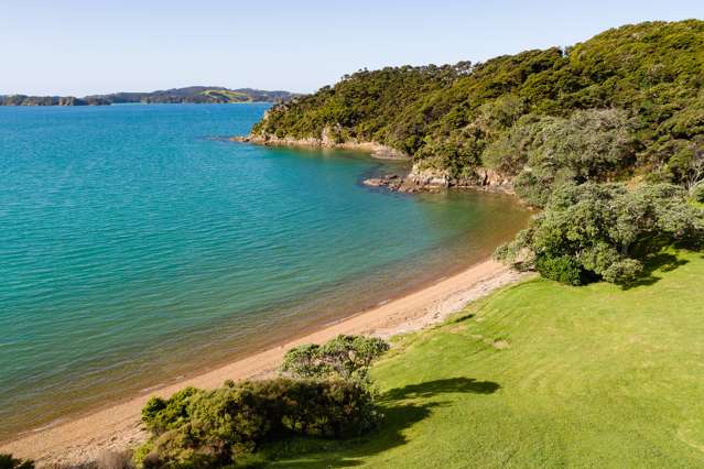 Omarino, Manawaora Road Russell_3