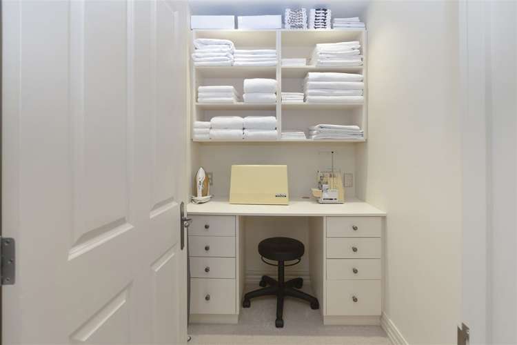 49 Lexington Place Shirley_23