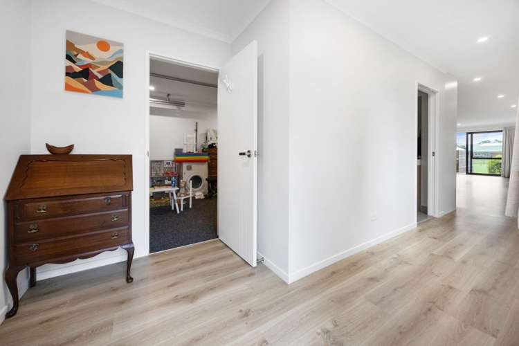 2a Albionvale Road Glen Eden_12