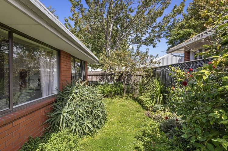 2/44 Division Street Riccarton_13