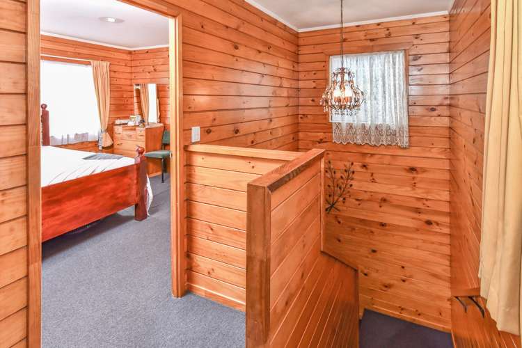 1/2 Lyell Court Clover Park_9